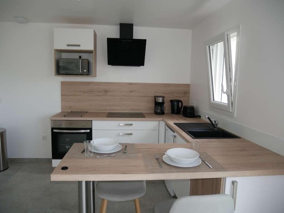 Studio Lumineux Avec Terrasse La Roche-sur-Yon Ngoại thất bức ảnh