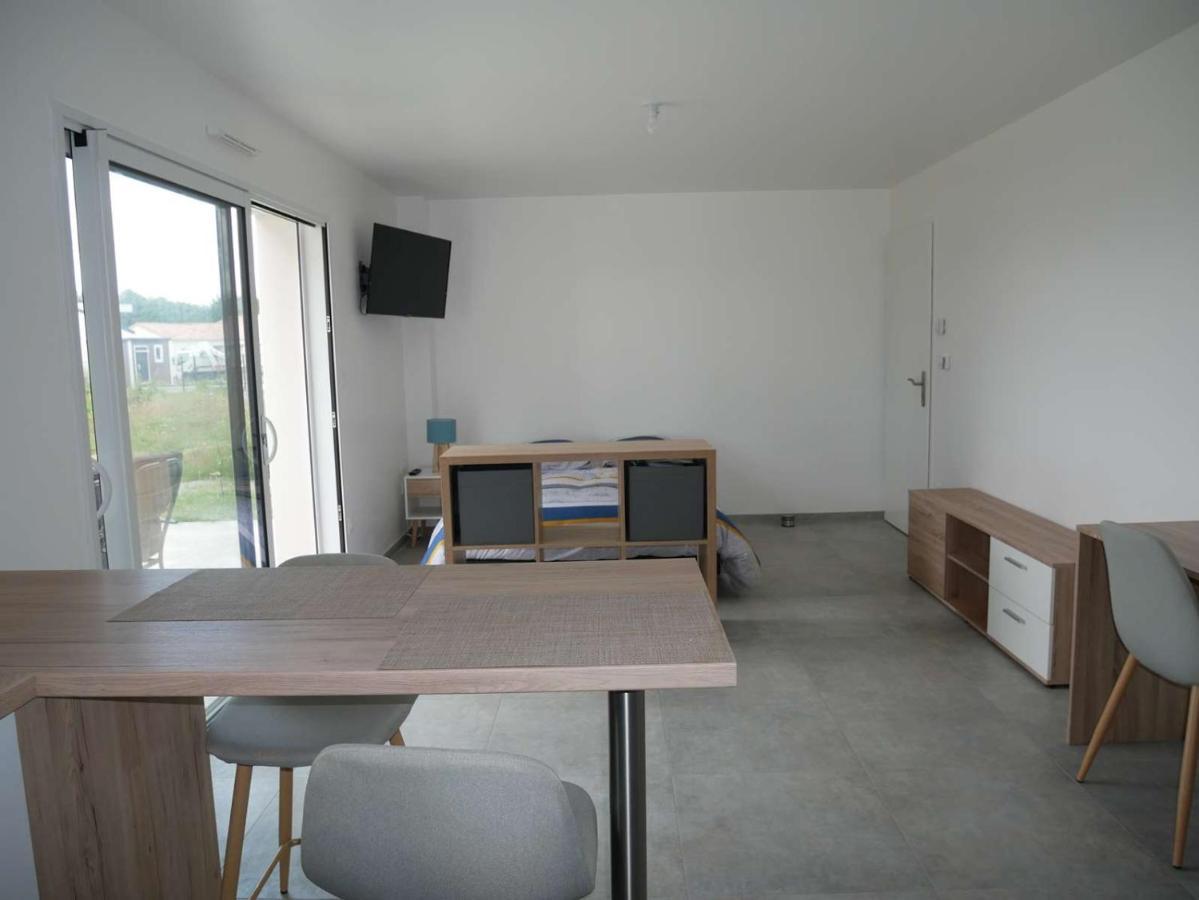 Studio Lumineux Avec Terrasse La Roche-sur-Yon Ngoại thất bức ảnh
