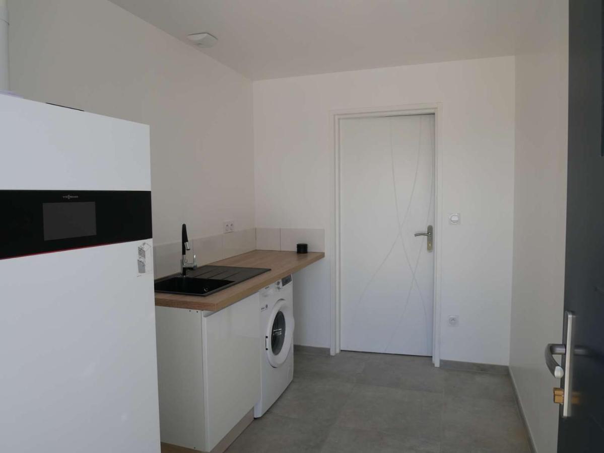Studio Lumineux Avec Terrasse La Roche-sur-Yon Ngoại thất bức ảnh